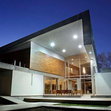 Herradura Hotel Suites Neuquén Extérieur photo