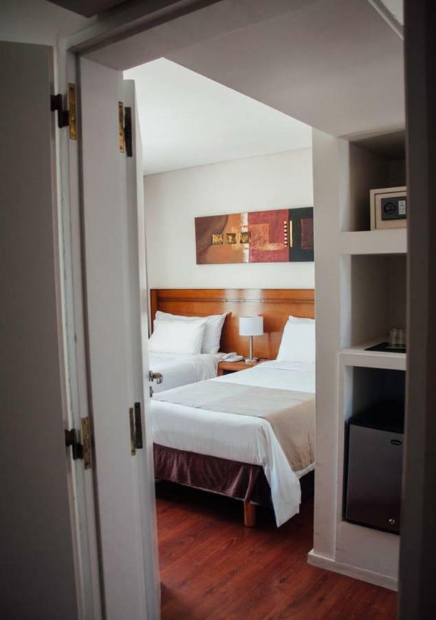 Herradura Hotel Suites Neuquén Extérieur photo