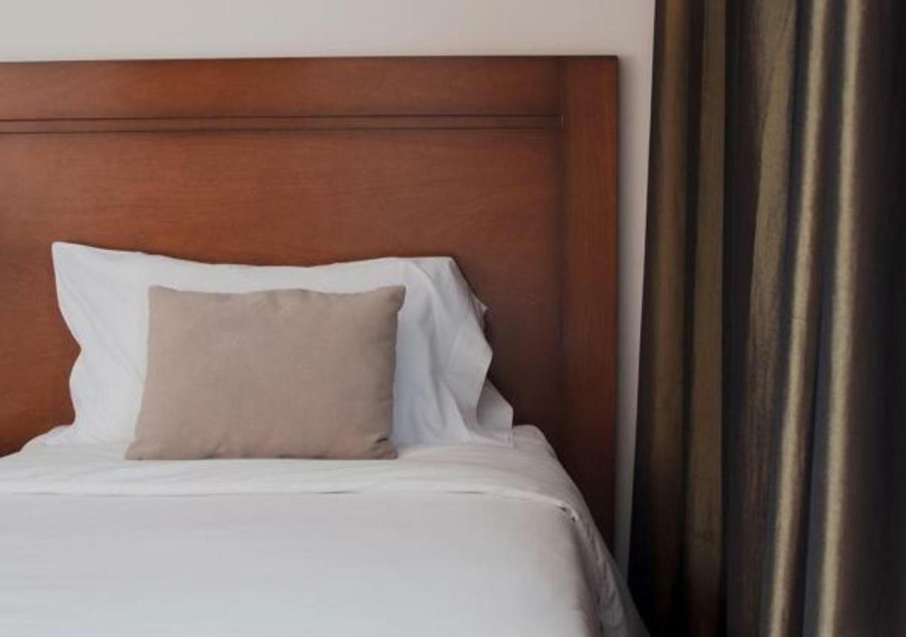 Herradura Hotel Suites Neuquén Extérieur photo